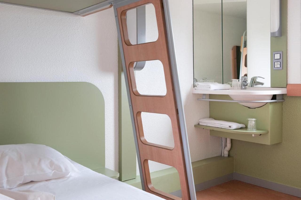 Ibis Budget Poitiers Nord Futuroscope Chasseneuil-du-Poitou Esterno foto