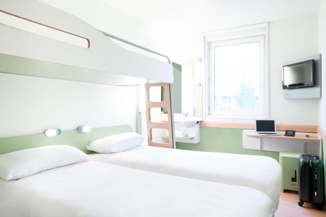 Ibis Budget Poitiers Nord Futuroscope Chasseneuil-du-Poitou Esterno foto