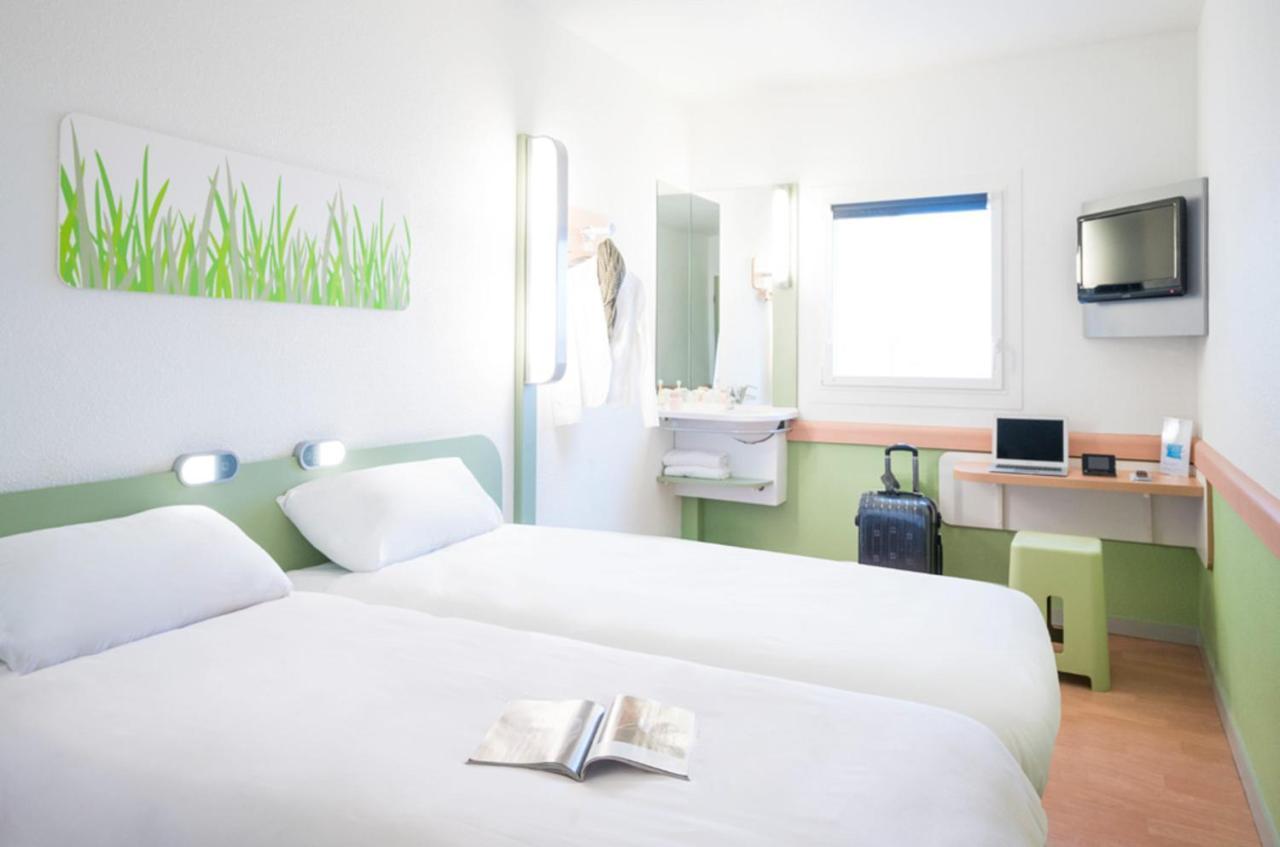 Ibis Budget Poitiers Nord Futuroscope Chasseneuil-du-Poitou Esterno foto