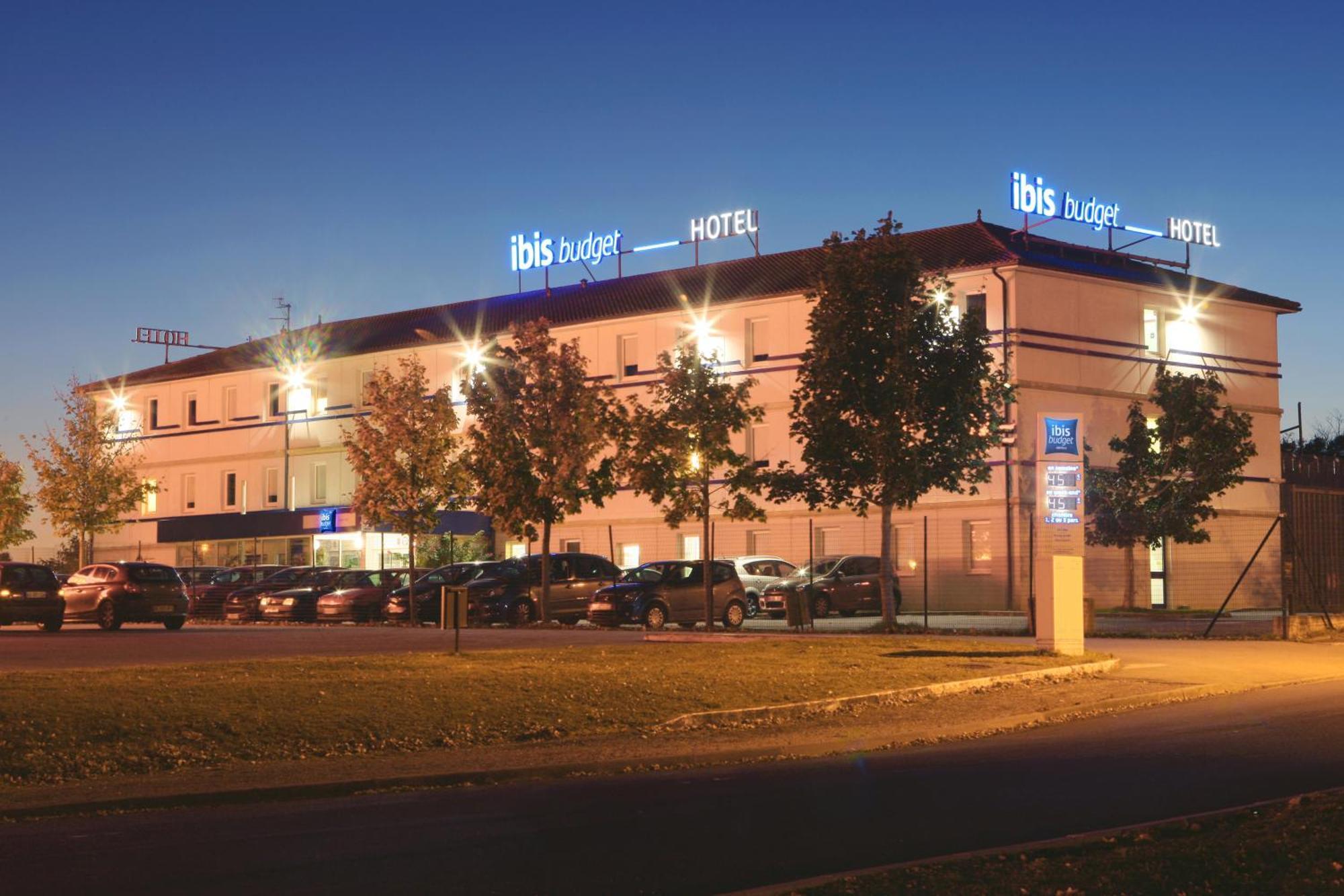 Ibis Budget Poitiers Nord Futuroscope Chasseneuil-du-Poitou Esterno foto