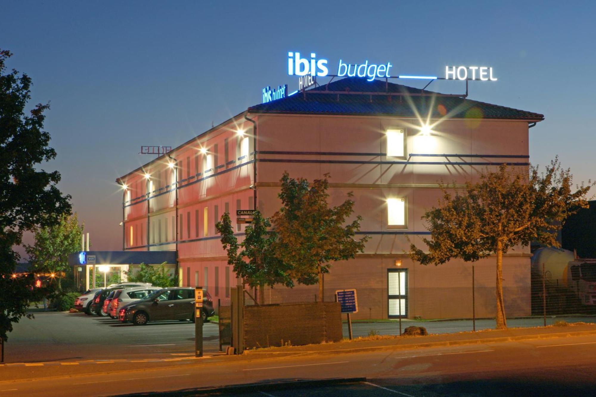 Ibis Budget Poitiers Nord Futuroscope Chasseneuil-du-Poitou Esterno foto