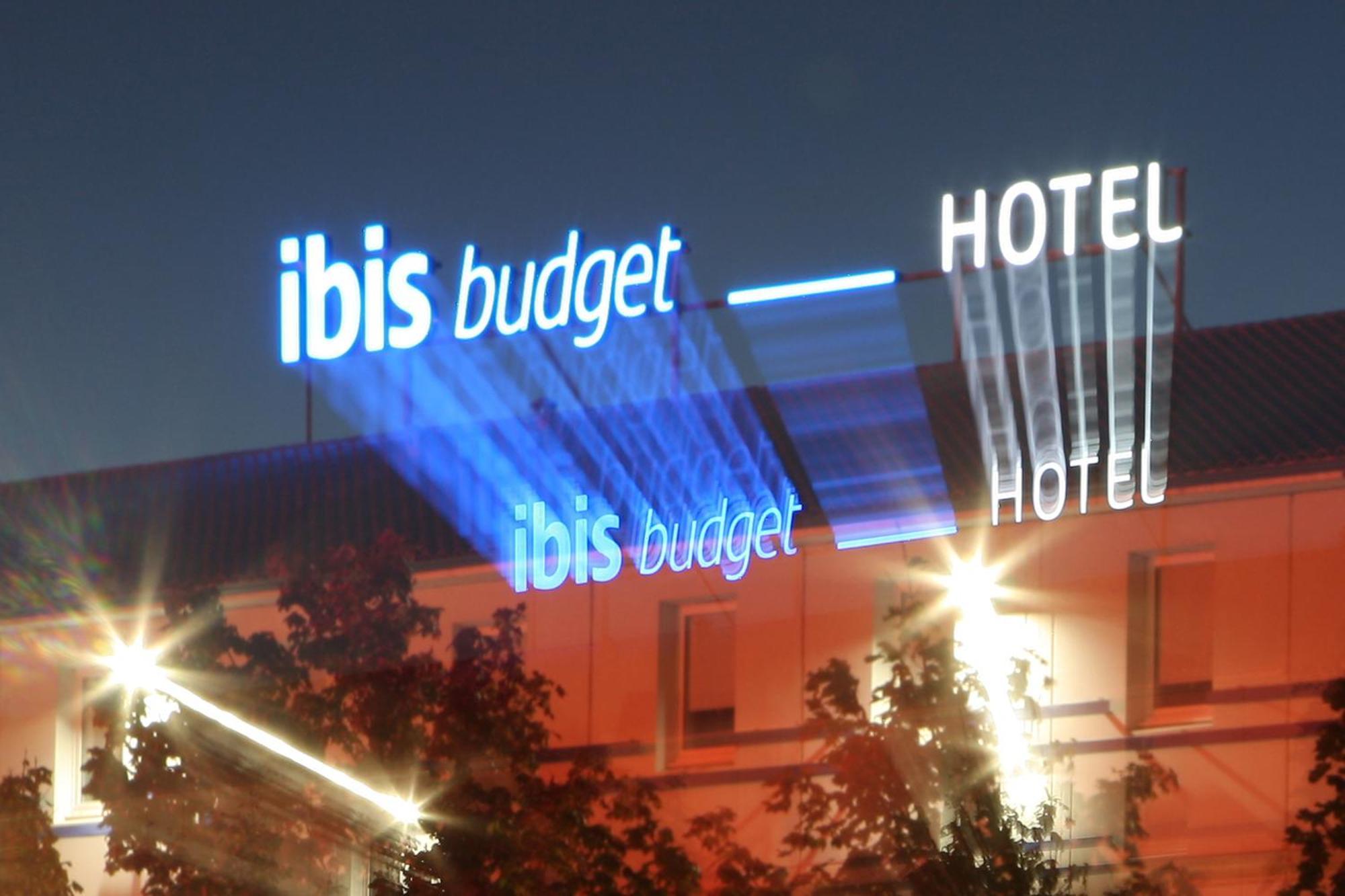 Ibis Budget Poitiers Nord Futuroscope Chasseneuil-du-Poitou Esterno foto