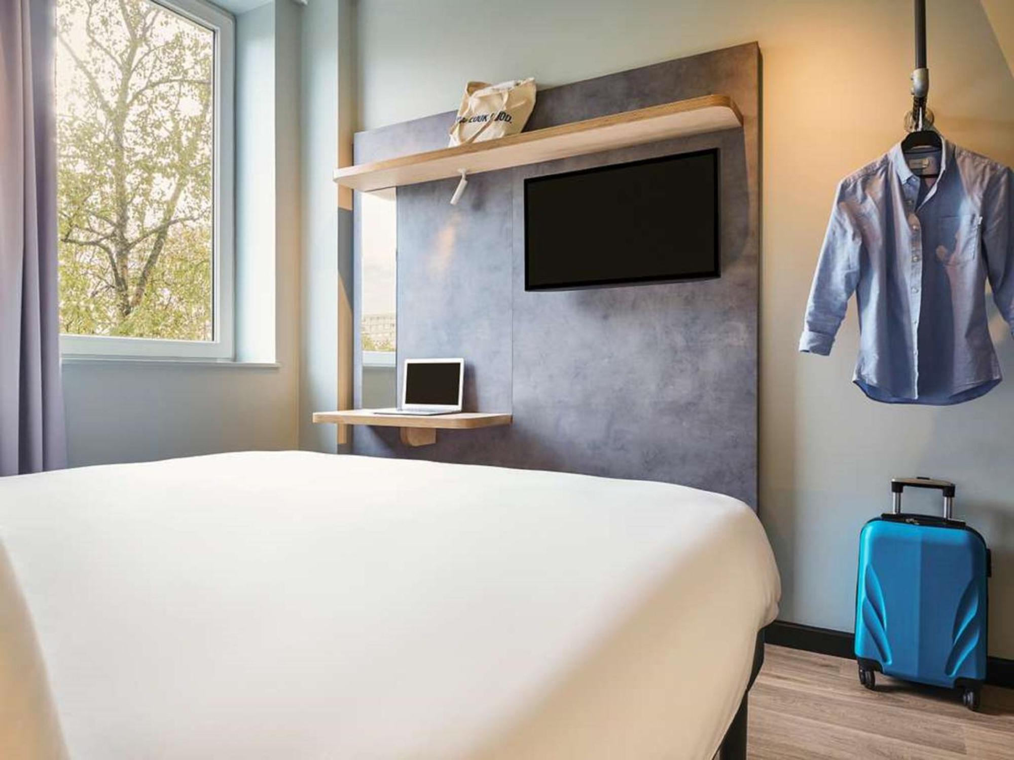 Ibis Budget Poitiers Nord Futuroscope Chasseneuil-du-Poitou Esterno foto
