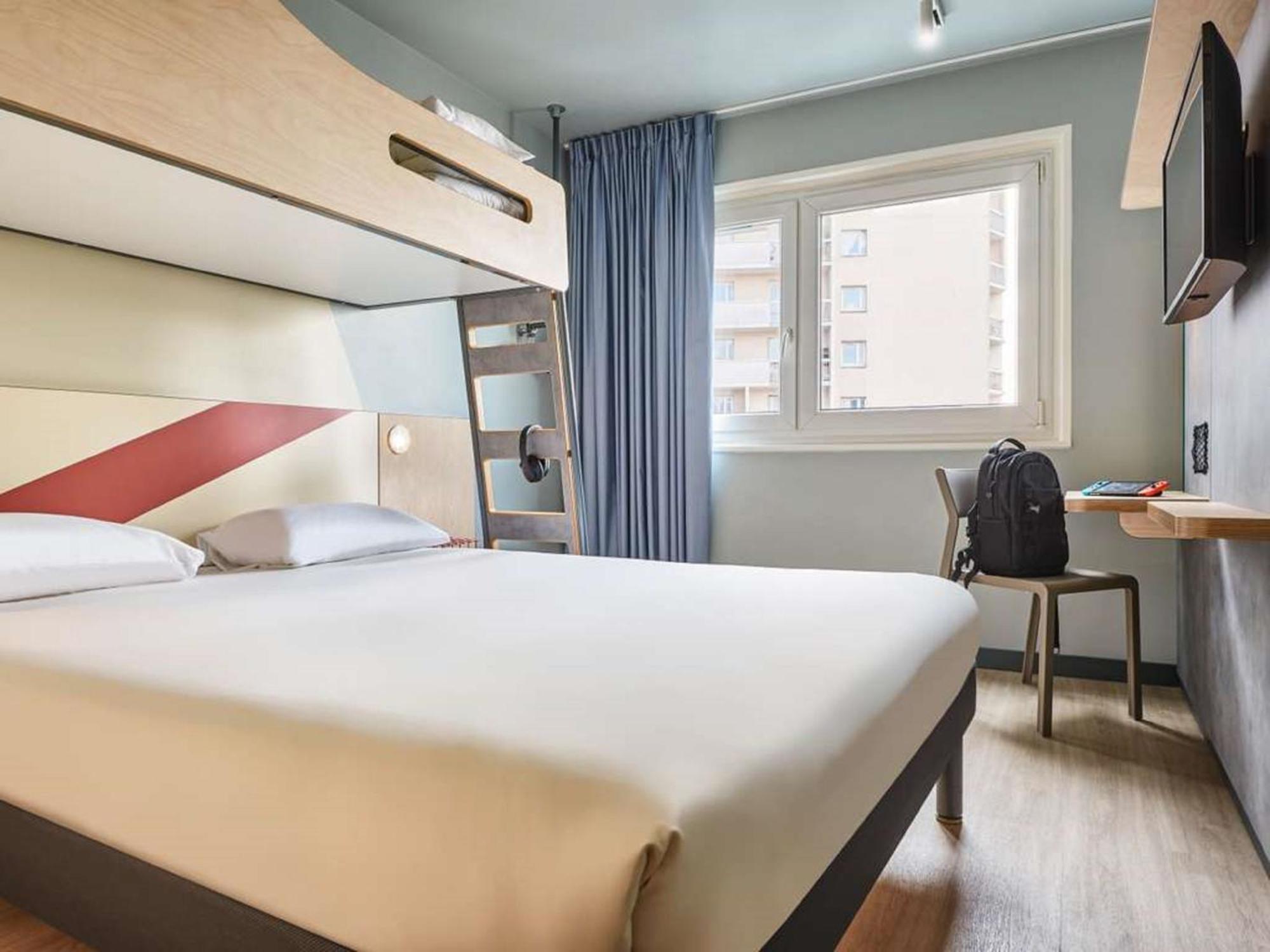 Ibis Budget Poitiers Nord Futuroscope Chasseneuil-du-Poitou Esterno foto
