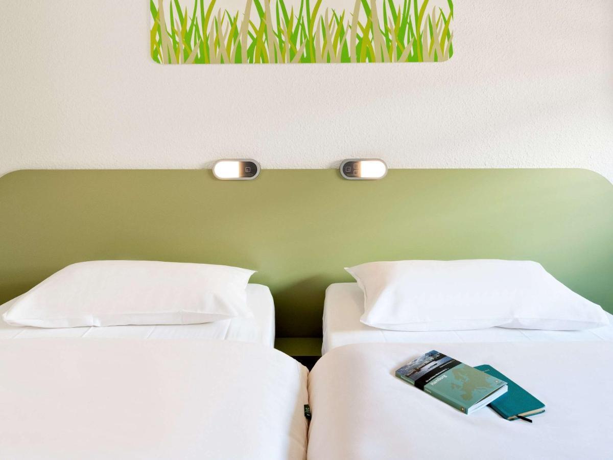 Ibis Budget Poitiers Nord Futuroscope Chasseneuil-du-Poitou Esterno foto